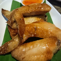 ปีกไก่ย่าง