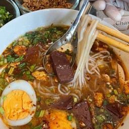 ก๋วยจั๊บ รวม