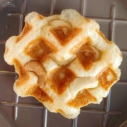 วอฟเฟิลฮัก by นายเอก ตรงข้าม ปตท.ปากน้ำ