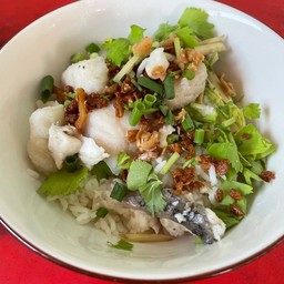 ข้าวต้มปลากะพง