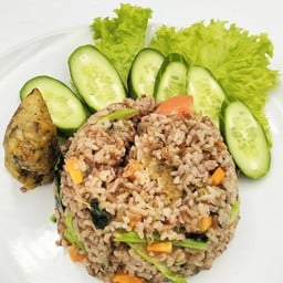 ข้าวผัดแหนมเจ