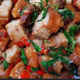 ข้าวกะเพราหมูกรอบ