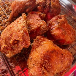 สะโพกไก่ชิ้นใหญ่