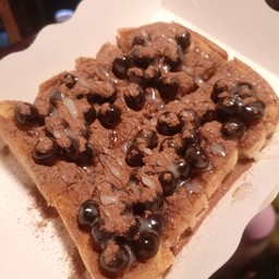 ปังปิ้งเนย โอวัลติน ไข่มุก 1 แผ่น