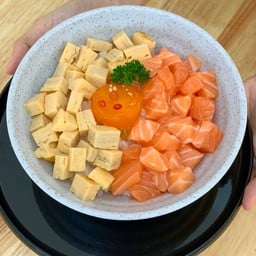 ข้าวหน้าแซลมอนไข่ดองน้ำปลา
