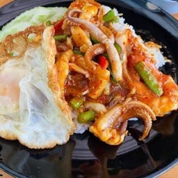 อาหารตามสั่ง เจ๊นกพ่วงซิ่ง