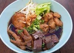 ก๋วยเตี๋ยวไก่มะระ