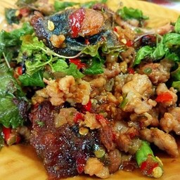 กรเพาไข่เยี่ยวม้า