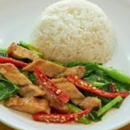 ข้าวคะน้าหมูกรอบ