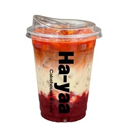 สตอเบอรี่ชาไทยลาเต้