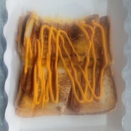 ขนมปังพิซซ่าชีสยืดยืดๆ