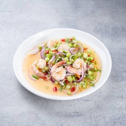 ยำคะน้ากุ้งสด