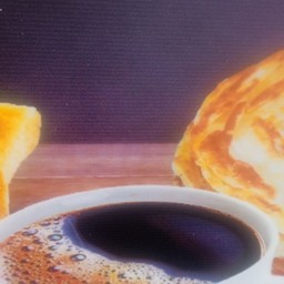 ชาเขียวมัทฉะร้อนโรตีไข่