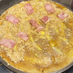 เครปร้อน พริกเผา+เบคอน+ไข่+หมูหยอง