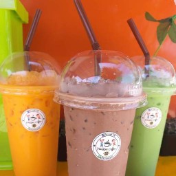 กาแฟสด Fee&Dee แยกตาสา หน้าบิ๊กซี -