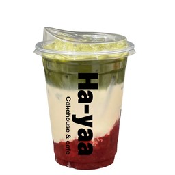 สตอเบอรี่ชาเขียวลาเต้