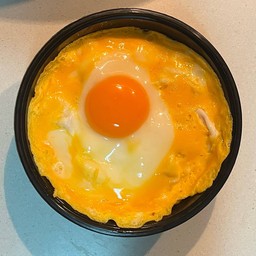 ข้าวไข่ข้นลาวา