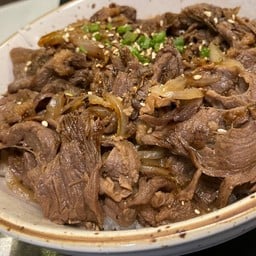 ข้าวหน้าเนื้อ Meat Way สาขา3(ตลาด62บล็อค ล็อค068) ตลาด 62 block