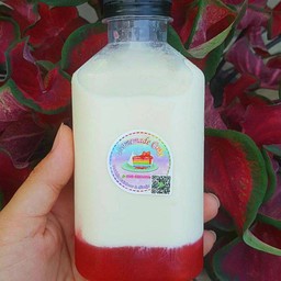นมสดสตอเบอร์รี่ขนาด 220 Ml.