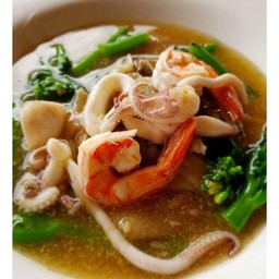 ราดหน้าทะเล