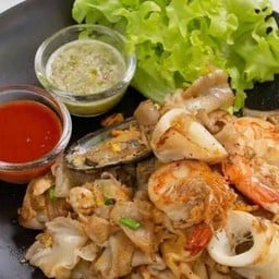 ก๋วยเตี๋ยวคั่วทะเล