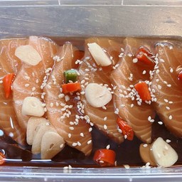 แซลมอนดองซีอิ๊วญี่ปุ่น(แซลมอน90กรัม)