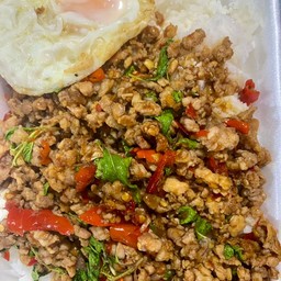 ข้าวกะเพราหมูสับ