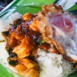 ผัดพริกแกง (ราดข้าว)