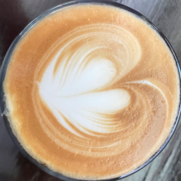 ลาเต้ร้อน