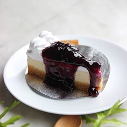 BLUEBERRY CHEESECAKE