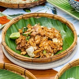 เส้นกลางผัดซีอิ้ว size-S