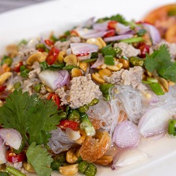 ยำวุ้นเส้นหมูสับ