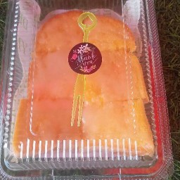 ก้อยขนมปังปิ้งเนยนม  homemade