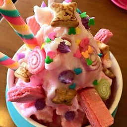 ส้มตำ ยำ แซ่บ