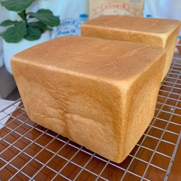 Milk  Shokupan Japanese