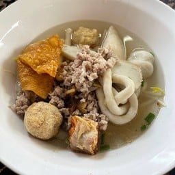 เส้นปลาน้ำใส