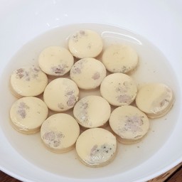 ลูกรอกล้วน