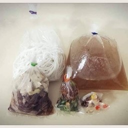 ก๋วยจั๊บแยกชุด