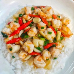 ข้าวกุ้ง ผัดพริกขี้หนู
