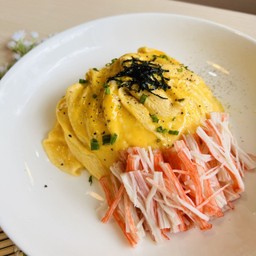 ข้าวญี่ปุ่นไข่ข้นปูอัด