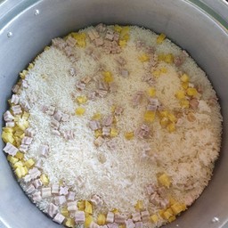 ข้าวหอมมะลิอบเผือก