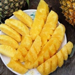 ร้านทุเรียน หัวมุม ตลาดสุวพันธ์