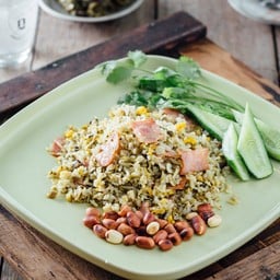 ข้าวผัดกานาฉ่ายแฮม (จานใหญ่)