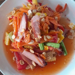 ตำข้าวโพดคอหมูย่าง