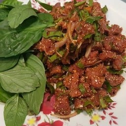 ก้อยเนื้อดิบ-สุก ( มะนาว)
