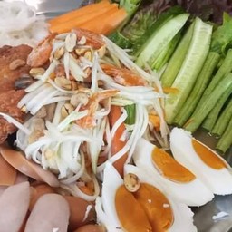 ส้มตำถาด