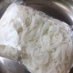 ขนมจีนเปล่า