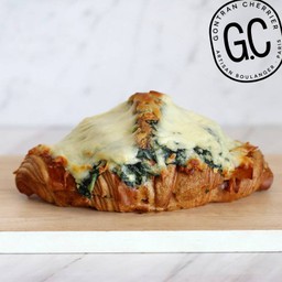 Croissant Spinash Cheese
