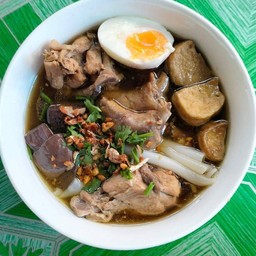ก๋วยจั๊บไก่น้ำข้น
