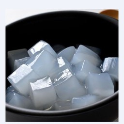 วุ้นมะพร้าวลอยแก้ว ขนมหวาน น้ำแข็งใส